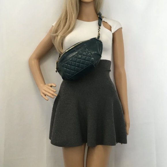 Chanel Bi Classic Waist Bag - Picture 3 of 3